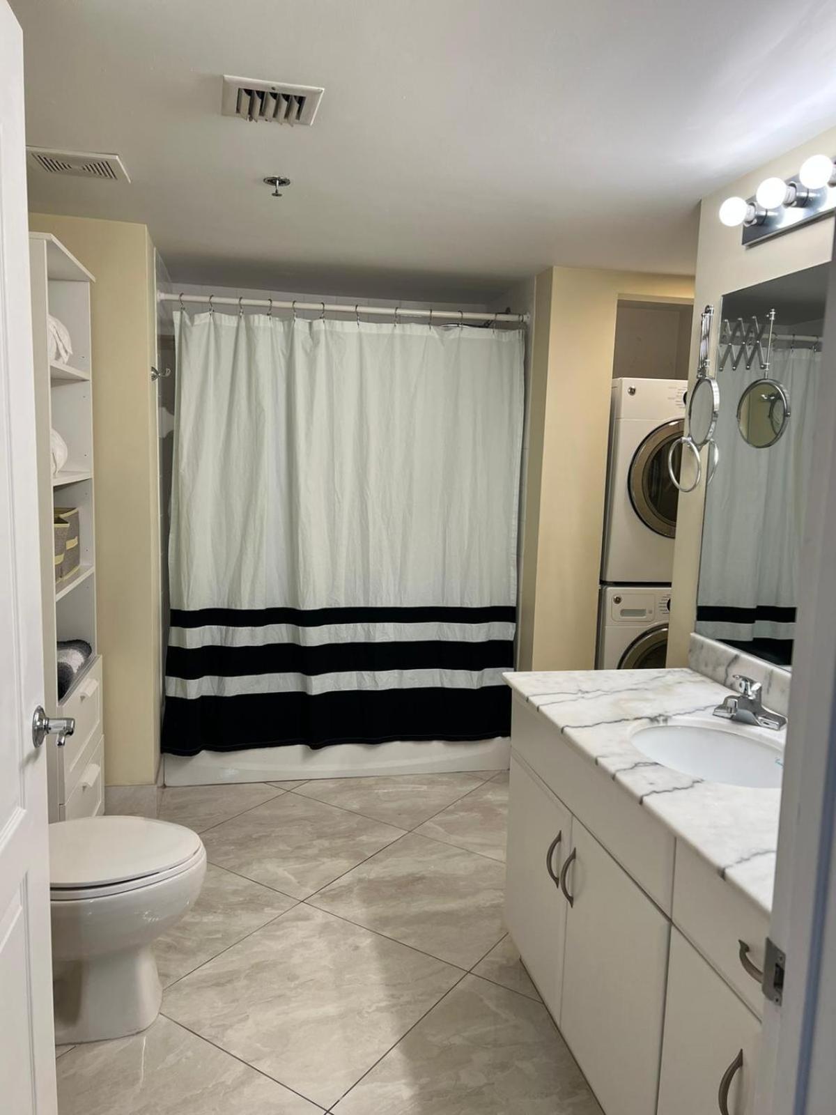 Luxury 1bd In Downtown Brickell Free Parking Appartamento